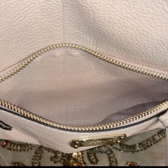 Michael Kors Cream Crossbody Bag - Picture 3 of 6